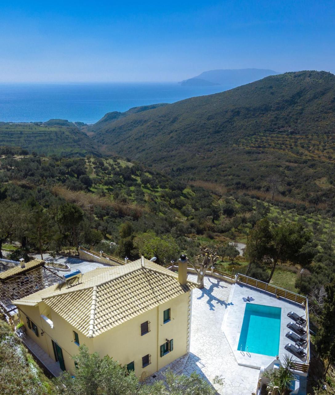 Villa Kanalos - Private Pool & Stunning Views, By Zantewize Kalamaki  Exterior photo