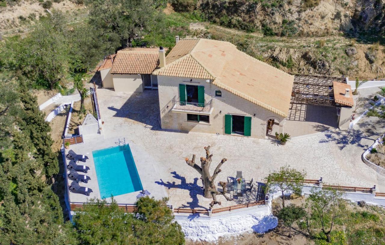 Villa Kanalos - Private Pool & Stunning Views, By Zantewize Kalamaki  Exterior photo