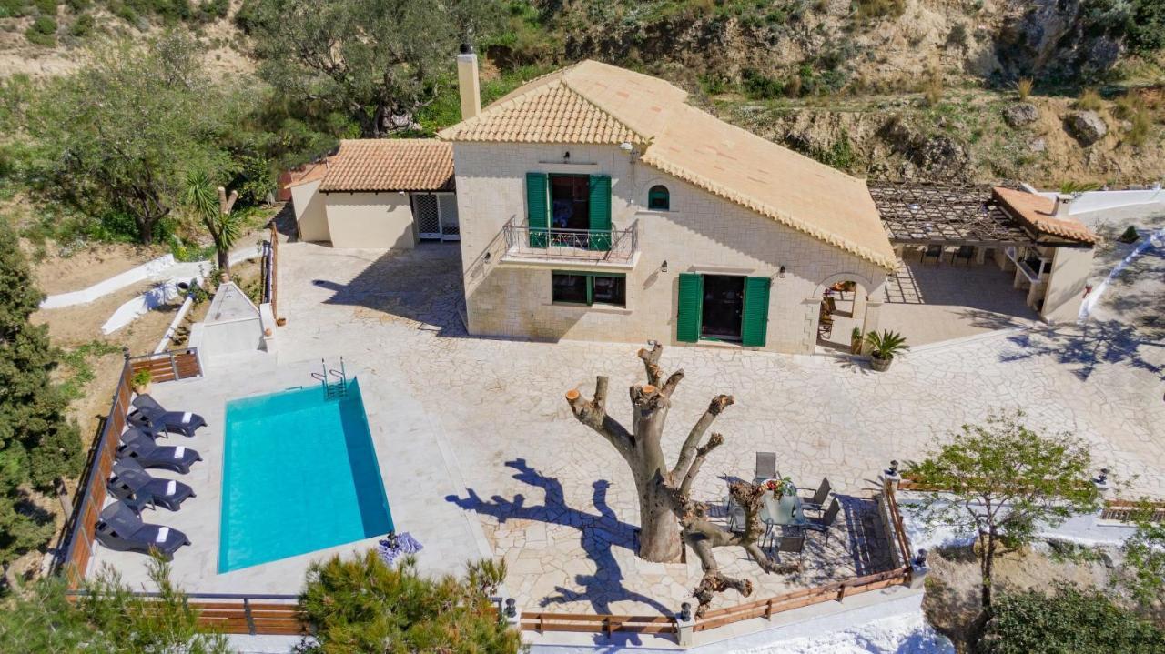 Villa Kanalos - Private Pool & Stunning Views, By Zantewize Kalamaki  Exterior photo